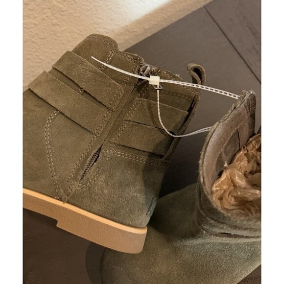 WOMAN'S SIZE 8.5 BOOTS UGG JOSEFENE ANKLE OLIVE GREEN DISPLAY MODEL - Picture 7 of 12
